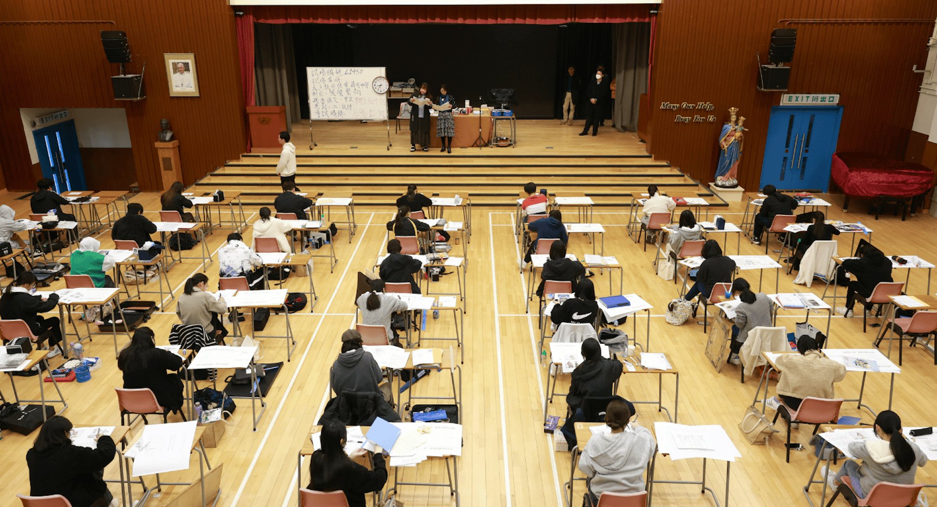 2025香港DSE放榜：16名狀元破紀(jì)錄，時隔6年再現(xiàn)“終極狀元”